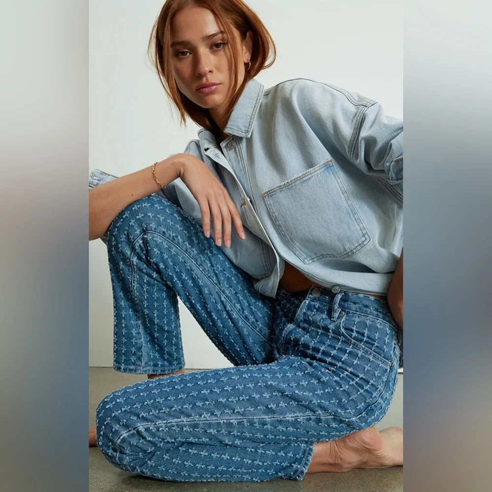 PacSun Medium Blue Distressed Dad Jeans - 23 - Picture 4 of 9